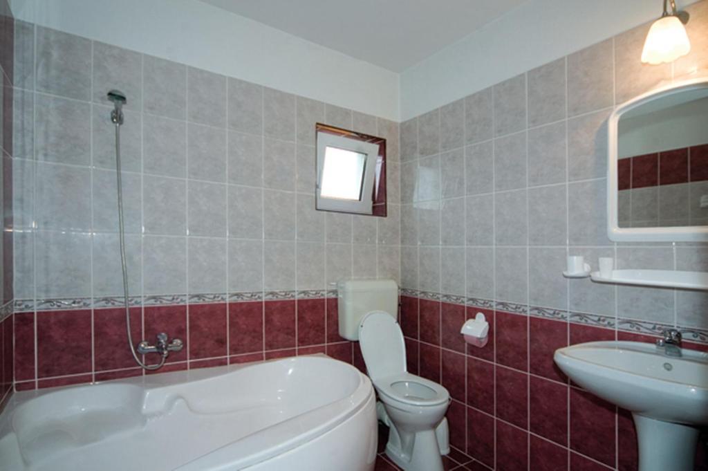 Pension Piatra Craiului Moieciu de Jos Room photo